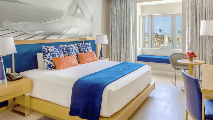 Harbor Club, Curio Collection by Hilton